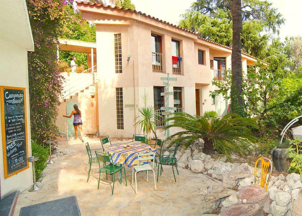 Villa Saint Exupery Gardens Hostel Nice Exterior foto